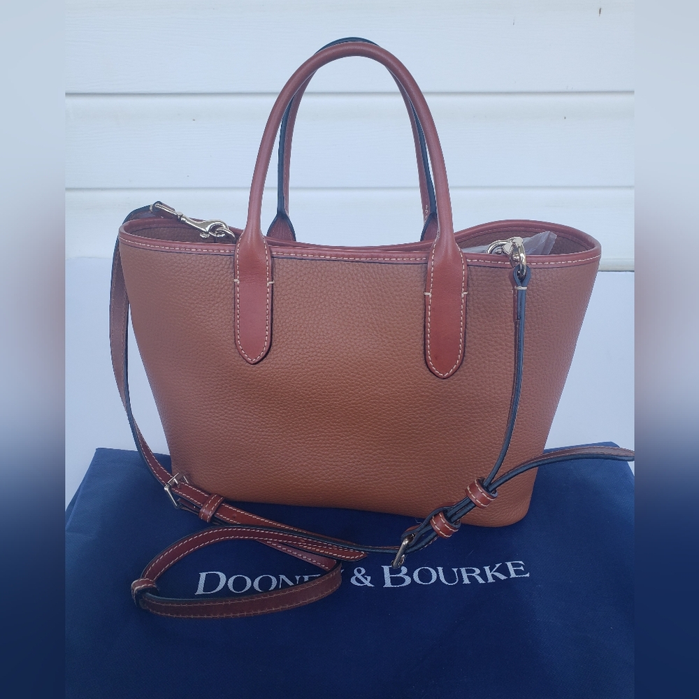 Y2K EUC Dooney & Bourke Leather All Weather Handbag Tote Crossbody!!!! - Picture 12 of 16